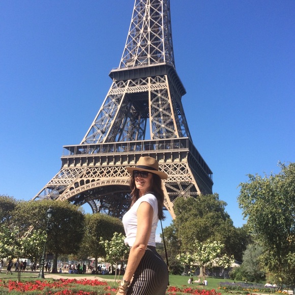 Meet your Posher, Laura - Picture 5 of 8